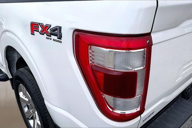 Used 2023 White Ford Lariat image 29