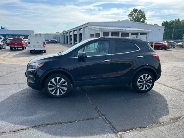 Used 2022 Black Buick Preferred image 35