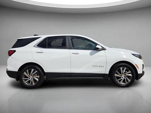 Used 2023 Summit White Chevrolet LT image 6