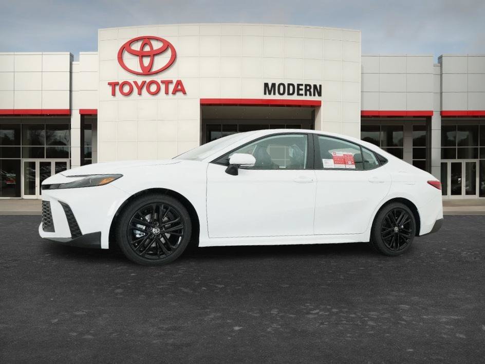 New 2026 Ice Cap Toyota SE image 4