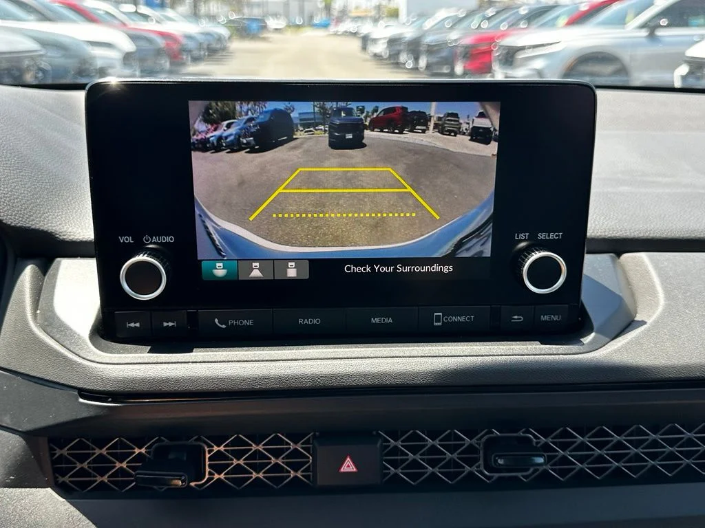 Used 2024  Honda LX image 26