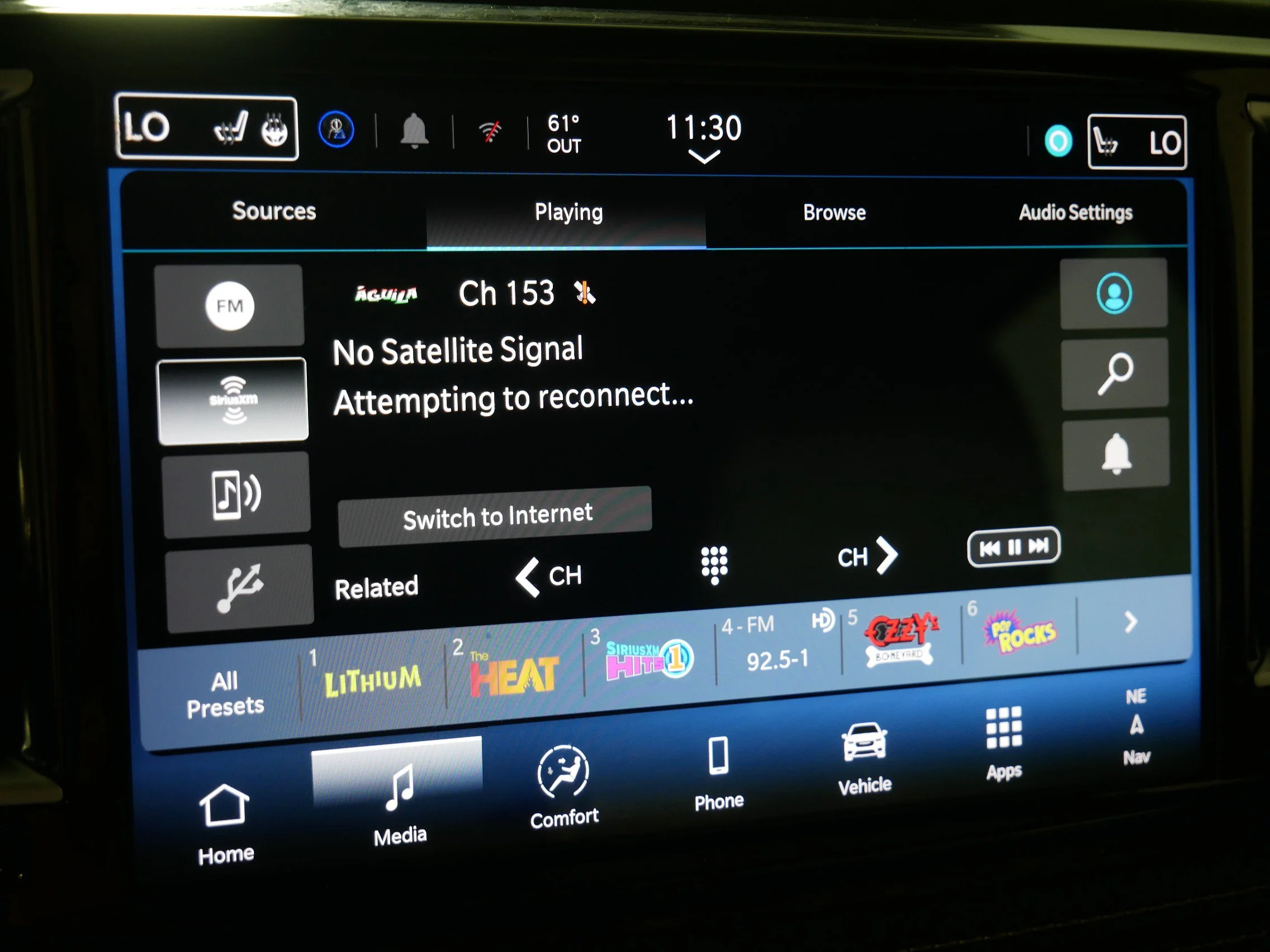Used 2021 Fathom Blue Pearlcoat Chrysler Limited image 22