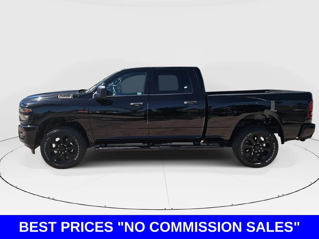 New 2026 Diamond Black Crystal Pearl-Coat Exterior Paint RAM Big Horn image 6