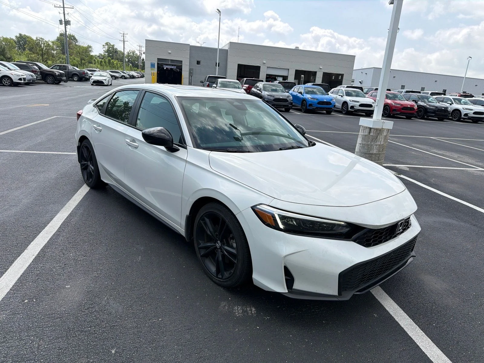 Used 2026 Platinum White Pearl Honda  image 8