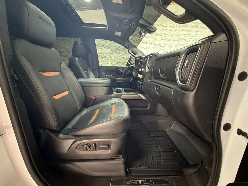 Used 2021 Summit White GMC AT4 image 11