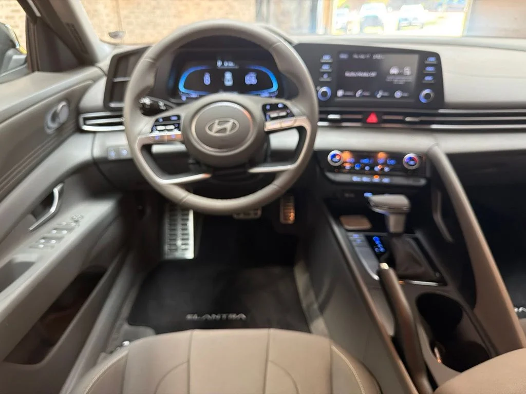 Used 2026 Serenity White Hyundai SEL Sport image 15