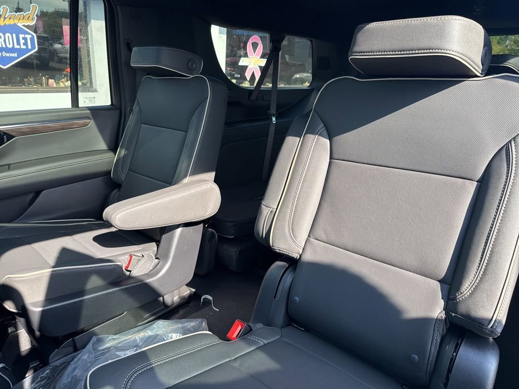 2026 Chevrolet Suburban Premier - Photo 37