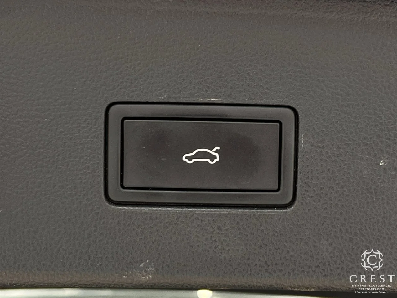 Used 2025 Pure Gray Volkswagen 2.0T Peak Edition image 27