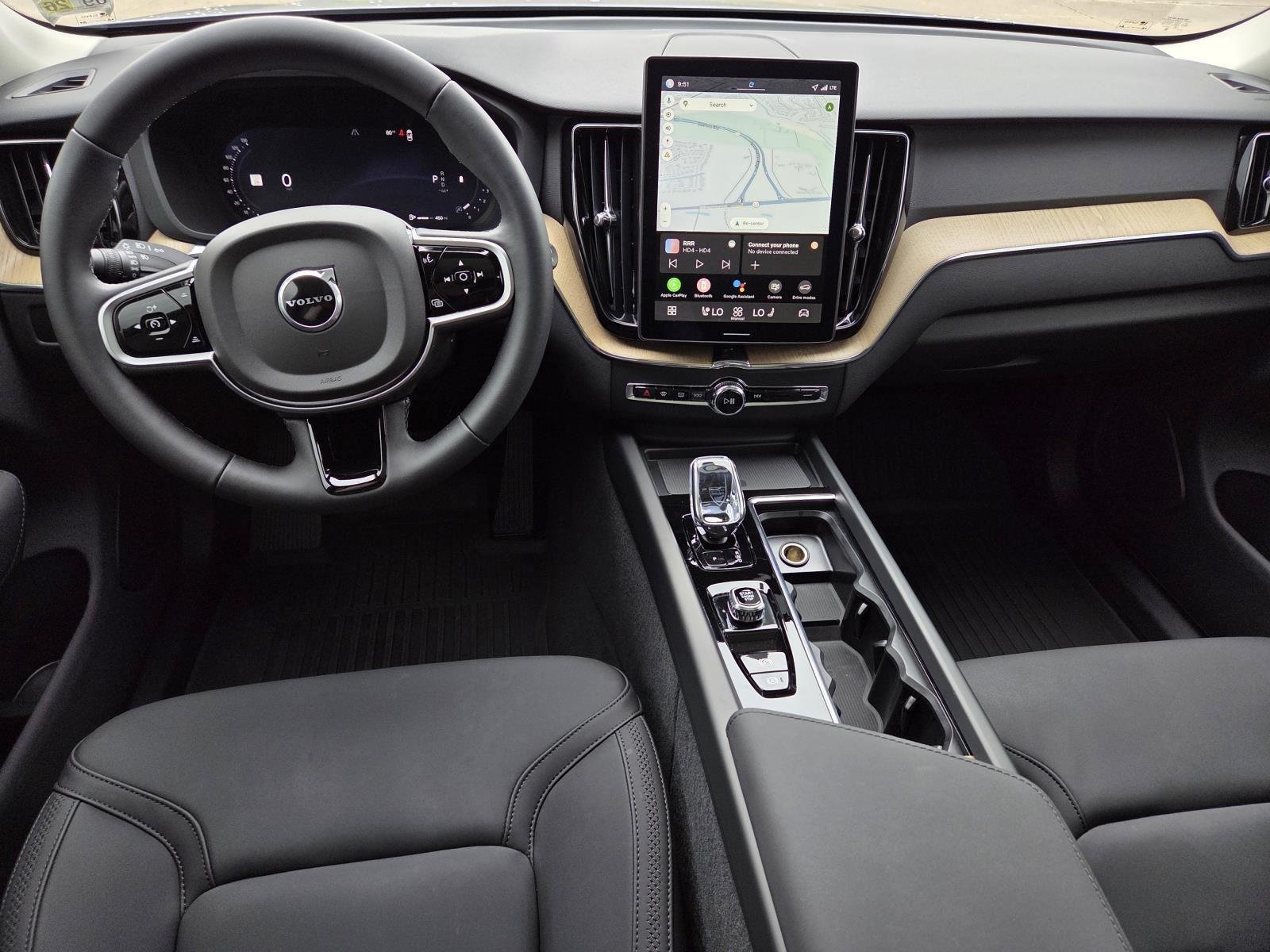 Used 2026 Aurora Silver Volvo Plus image 16
