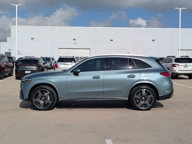 Used 2025 Green Mercedes-Benz GLC 350e image 3