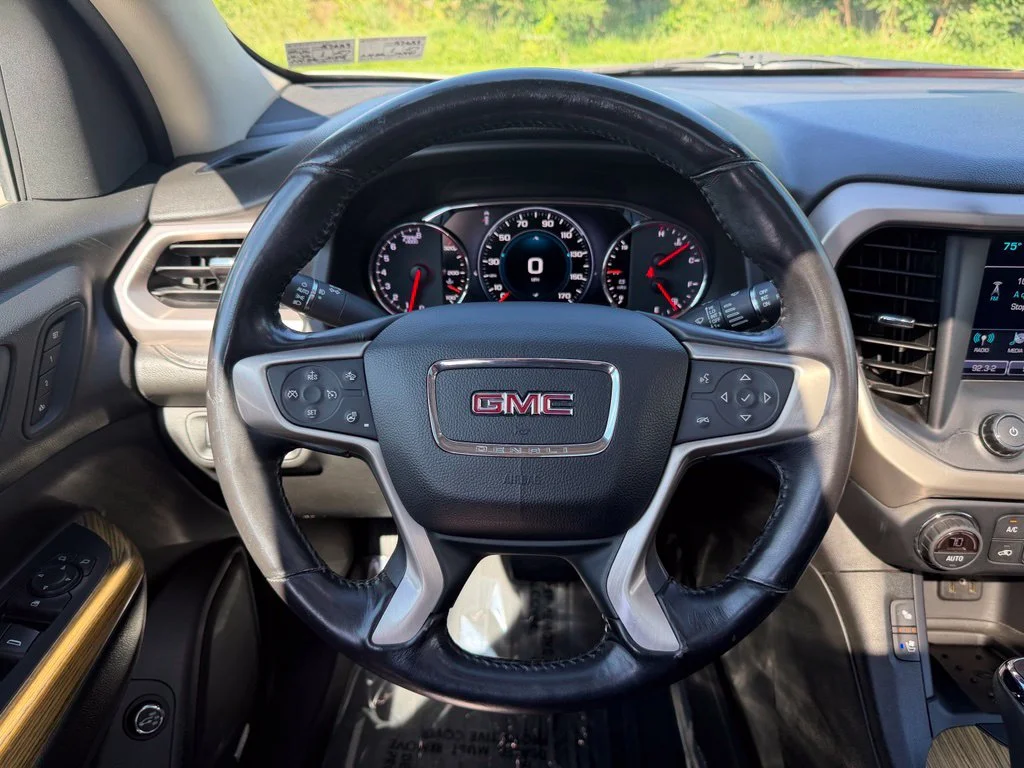Used 2017 White GMC Denali image 15