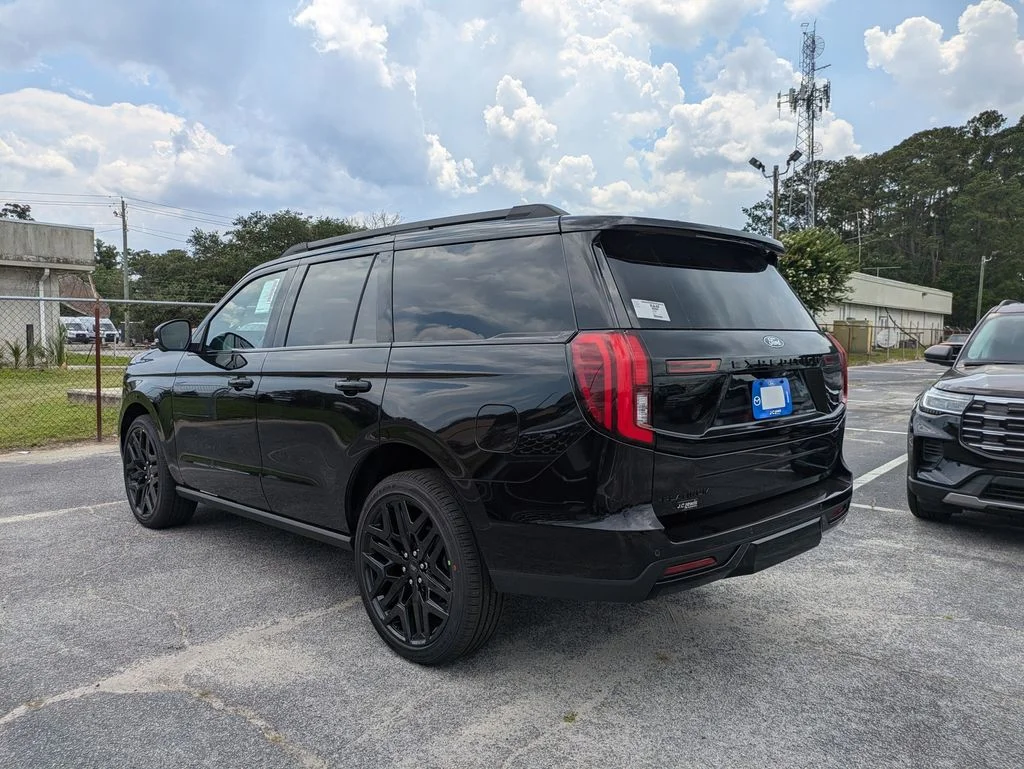New 2026 Black Ford Platinum image 6