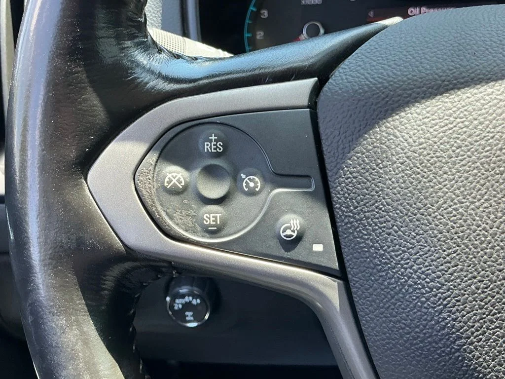 Used 2019 Blue Chevrolet Z71 image 29
