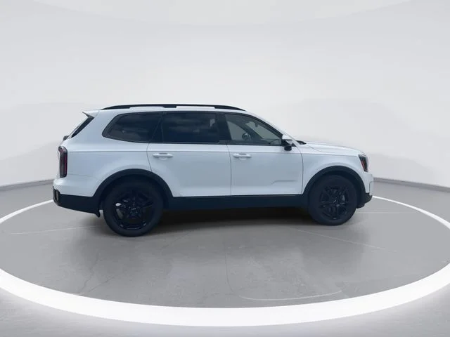 Used 2024 White Kia SX X-Line image 8