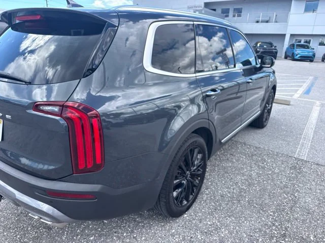 Used 2022 Gray Kia SX image 4