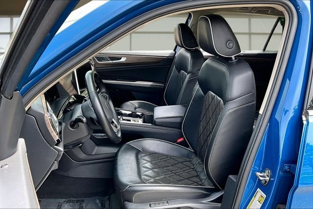 Used 2025 Blue Volkswagen 2.0T SEL Premium R-Line image 25