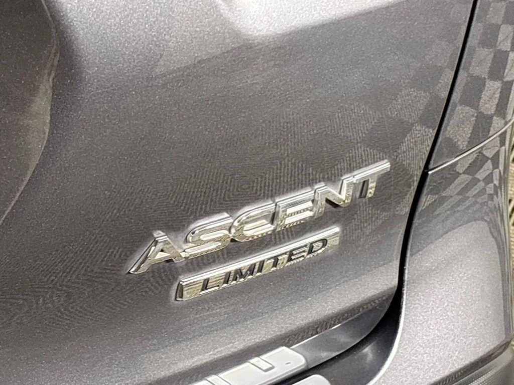 Used 2020 Gray Metallic Subaru Limited image 25