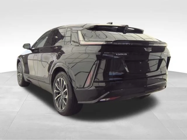 Used 2024 Black Cadillac Sport image 5