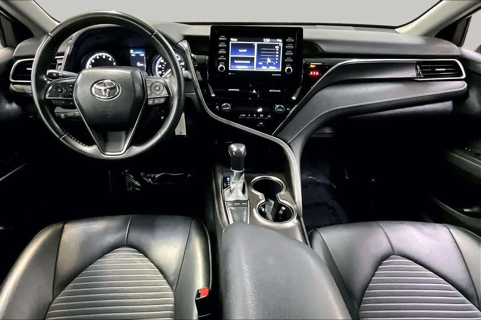 Used 2023 Predawn Gray Mica Toyota SE image 14