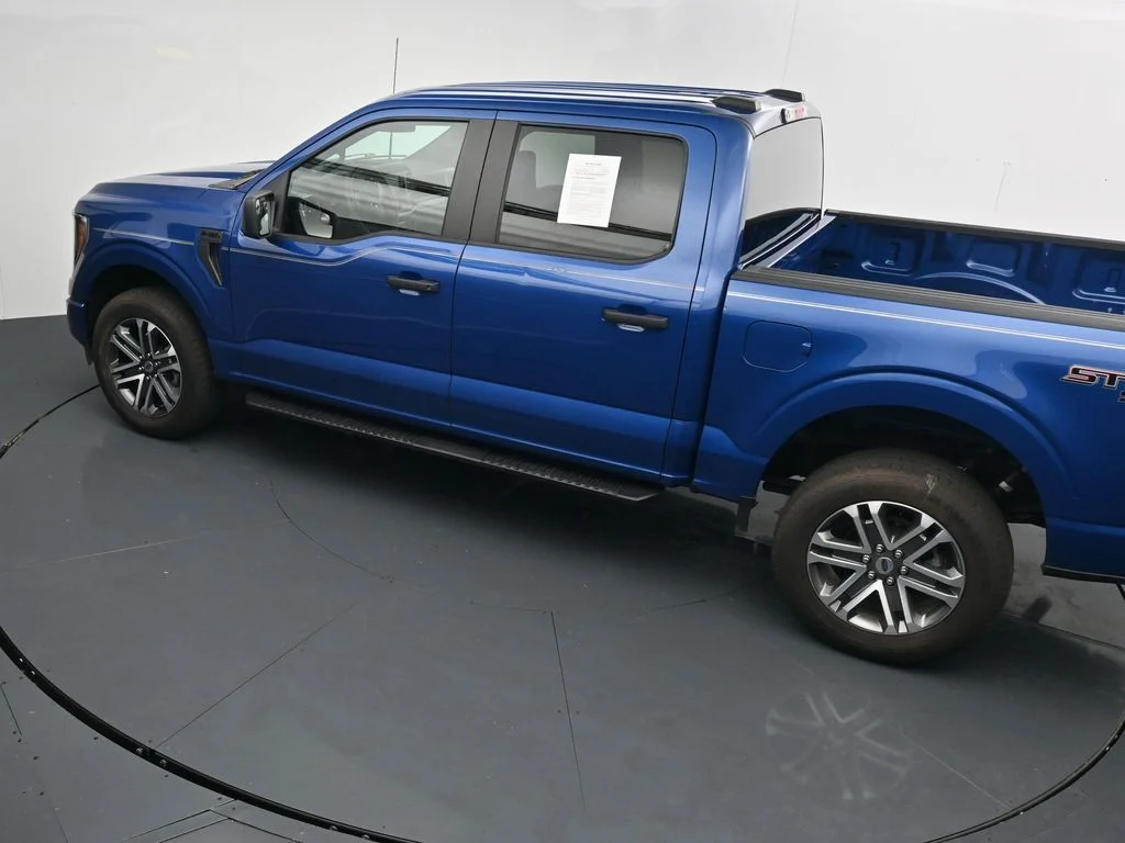 Used 2023 Blue Ford XL image 21