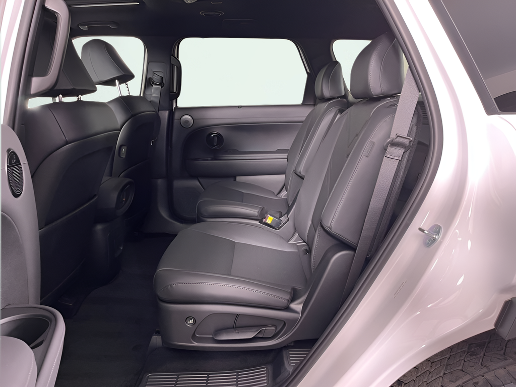 2026 Hyundai Palisade XRT Pro - Photo 9