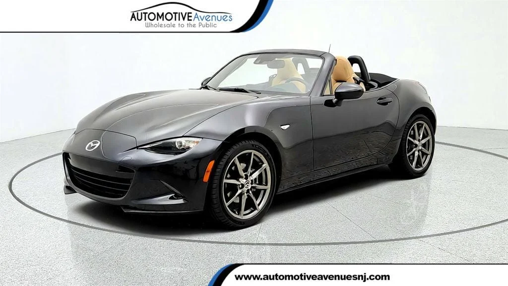 Used 2016 Jet Black Mica Mazda 2dr Convertible Automatic Grand Touring image 1
