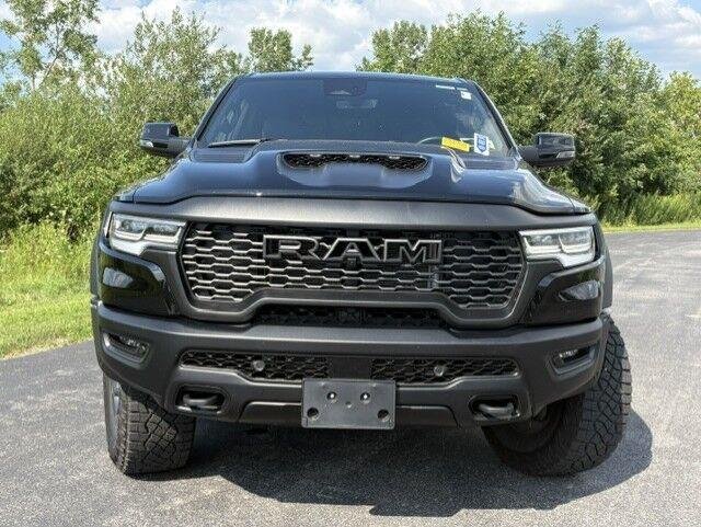 Used 2025 Diamond Black Crystal Pearlcoat Ram RHO image 4