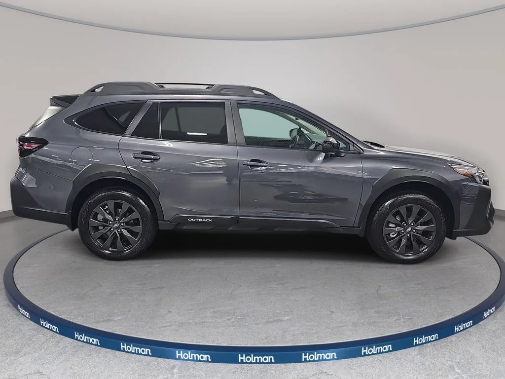 Used 2025 Gray Subaru Onyx Edition image 5