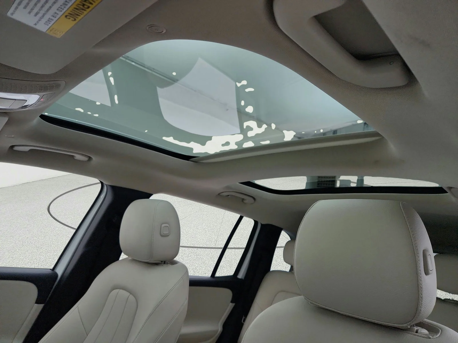 Certified Used 2023 Polar White Mercedes-Benz GLB 250 image 18