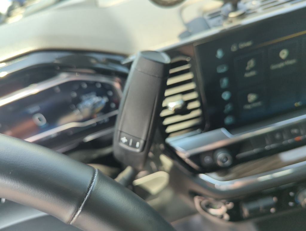 Used 2025 Gray Chevrolet LT image 24