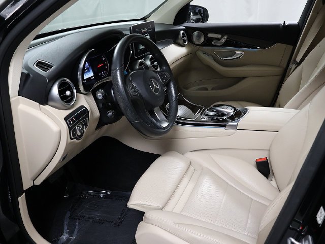Used 2017 Black Mercedes-Benz GLC 300 image 11