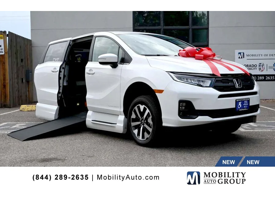 2025 Honda Odyssey EX-L's photo