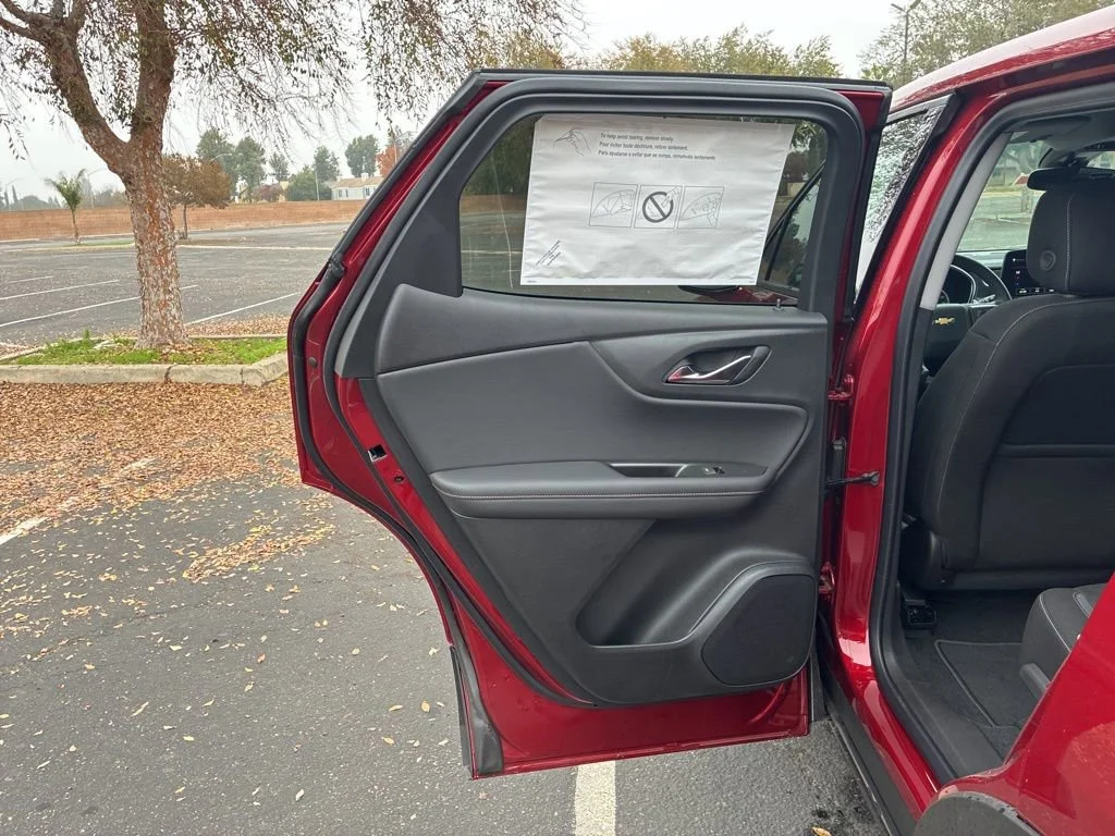 2025 Chevrolet Blazer 2LT - Photo 16