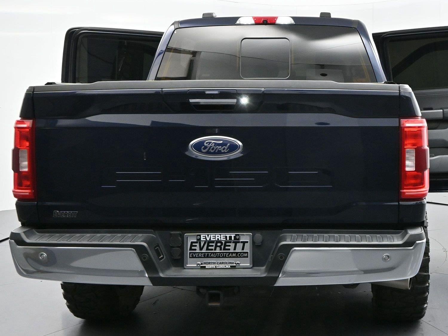 Used 2022 Antimatter Blue Ford XLT image 40