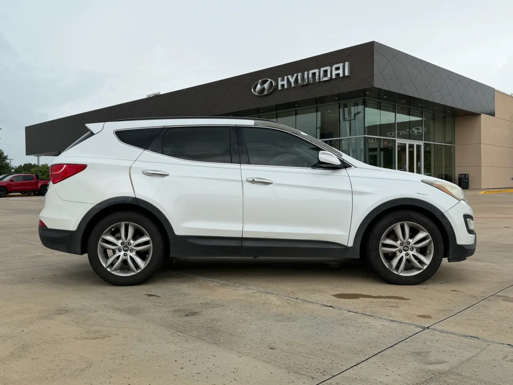 Used 2014 Frost White Pearl Hyundai 2.0L Turbo (A6) image 7