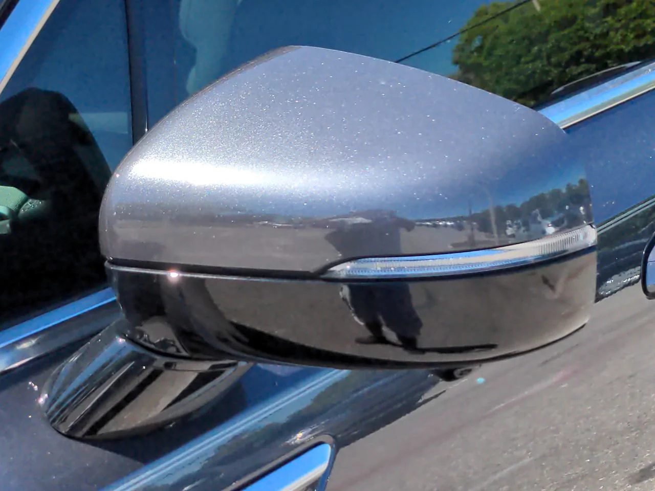 Used 2023 Platinum Graphite Kia SX Prestige image 28