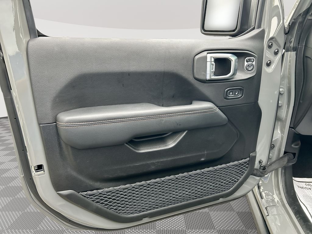 Used 2023 Gray Jeep Rubicon 392 image 25