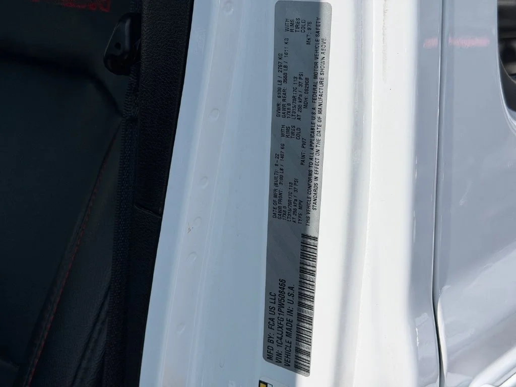 Used 2023 White Jeep Rubicon image 20