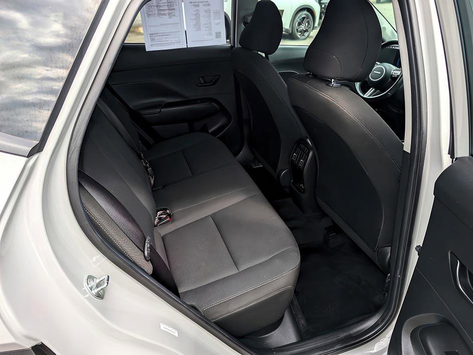 Used 2025 Cyber Gray Metallic Hyundai SEL image 23