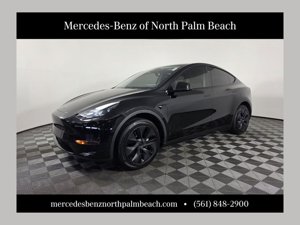 2025 Tesla Model Y Long Range Rear Wheel Drive's photo