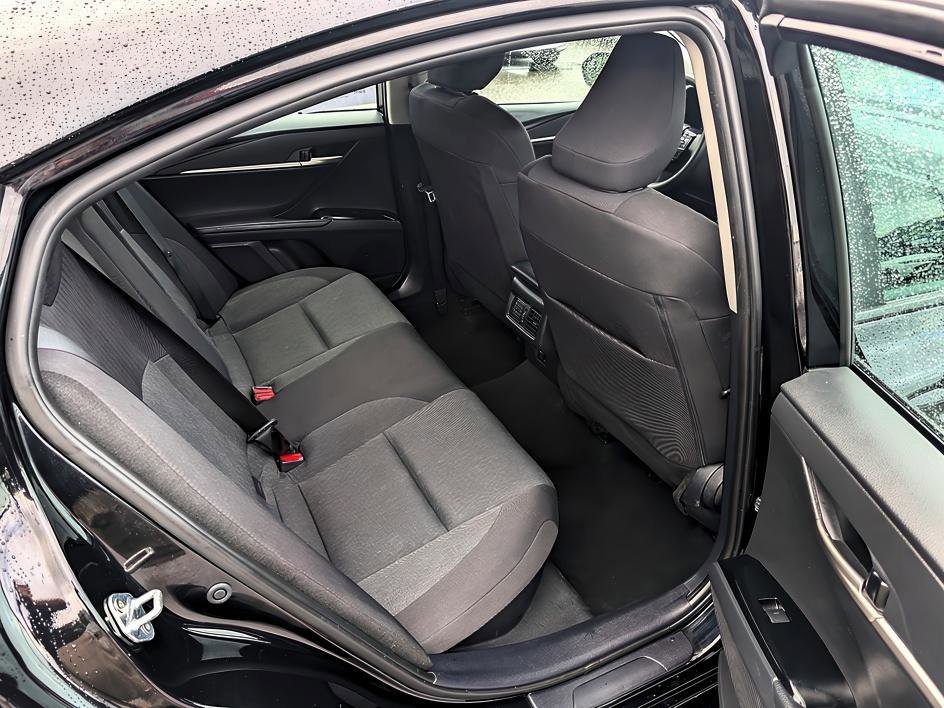 Used 2025 Midnight Black Metallic Toyota LE image 13