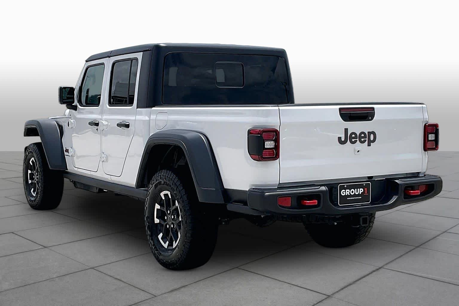 Used 2026 Bright White Clearcoat Jeep Rubicon image 11