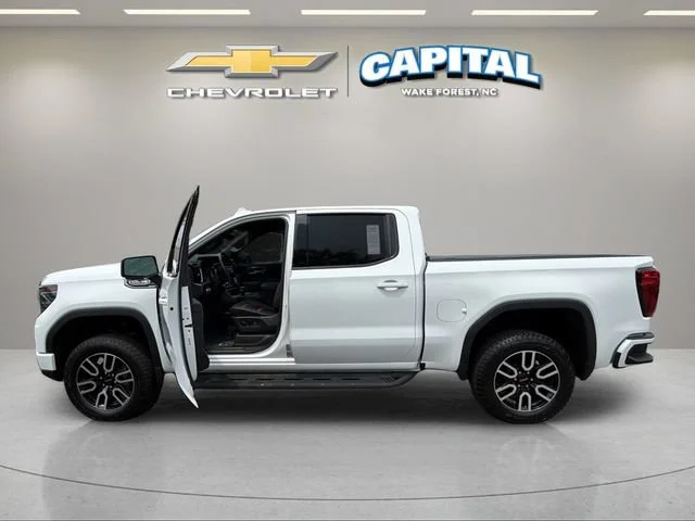 Used 2026 Summit White GMC AT4 image 9