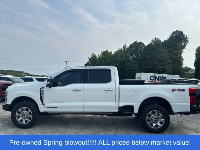 Used 2024 White Ford Lariat image 9