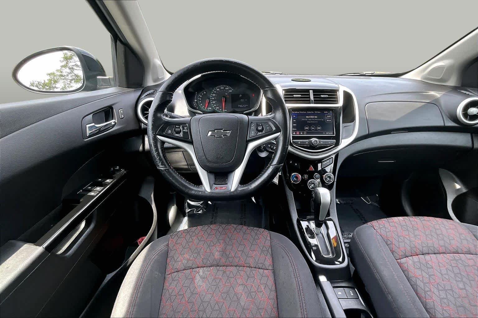 Used 2020 Mosaic Black Metallic Chevrolet LT image 6
