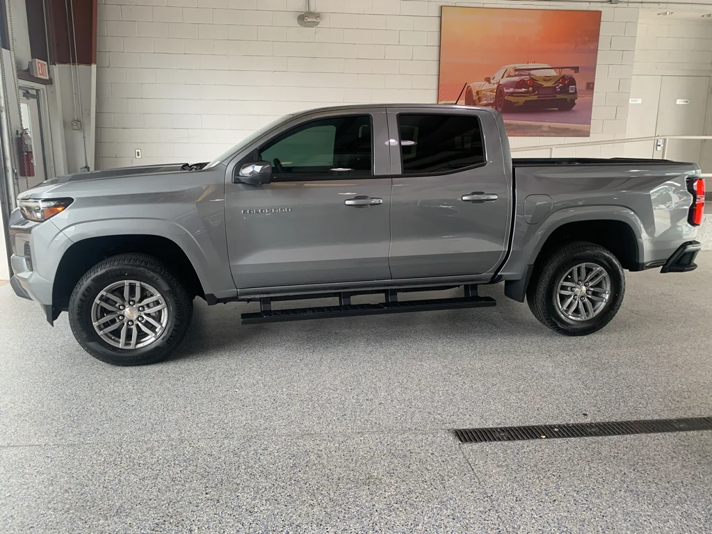 New 2026 Sterling Gray Metallic Chevrolet LT image 6