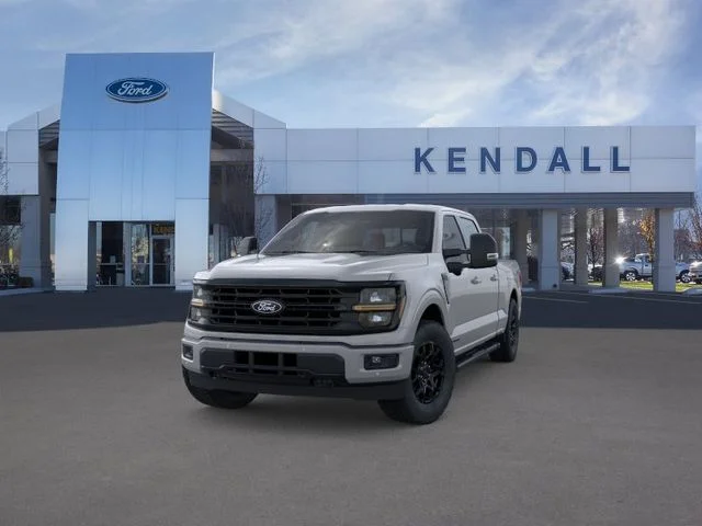 Used 2026 Avalanche Ford XLT image 2