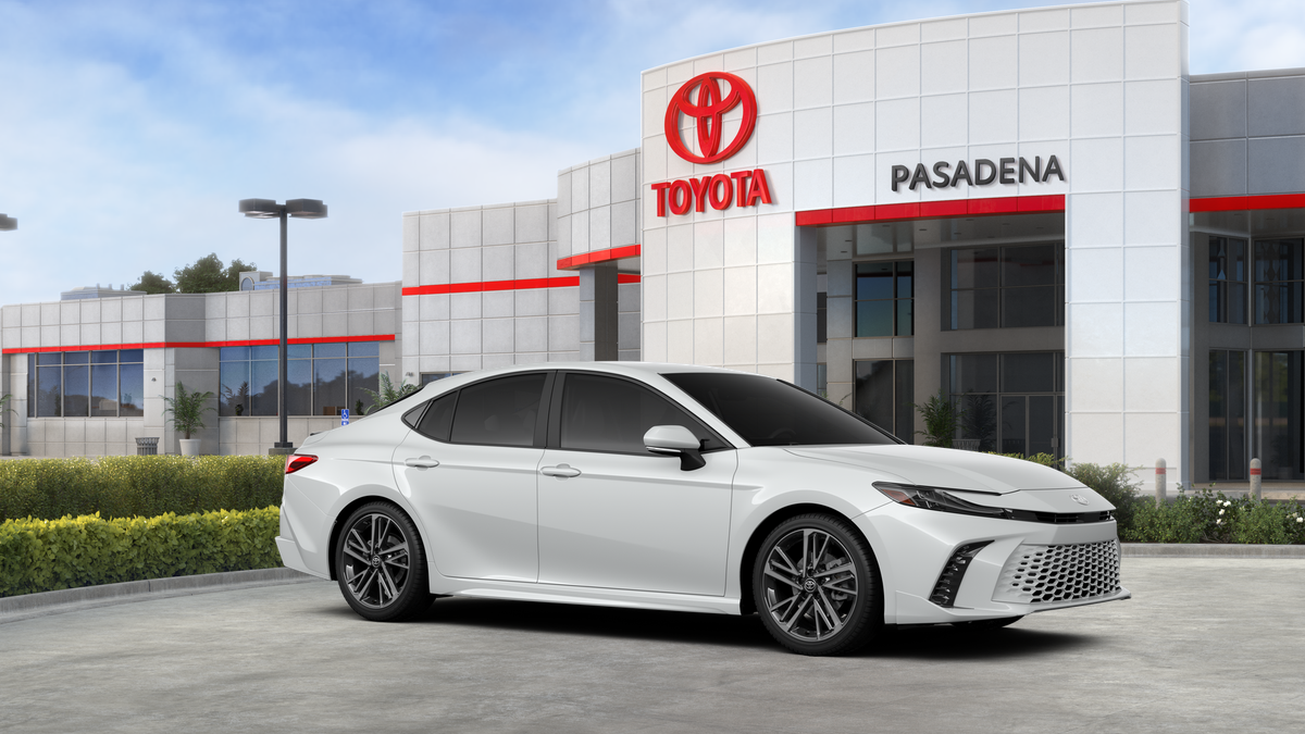 New 2026 Wind Chill Pearl Toyota XSE image 41