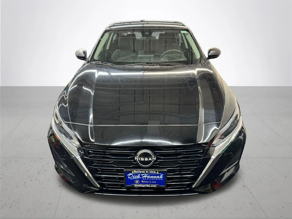 Used 2024 Black Nissan 2.5 SV image 11