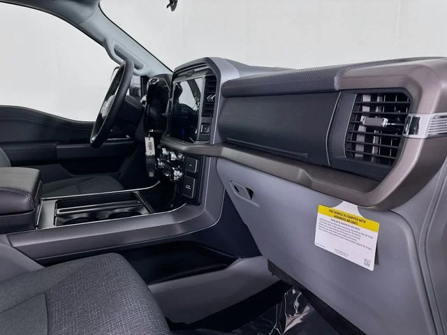 New 2026 Oxford White Ford XLT image 26